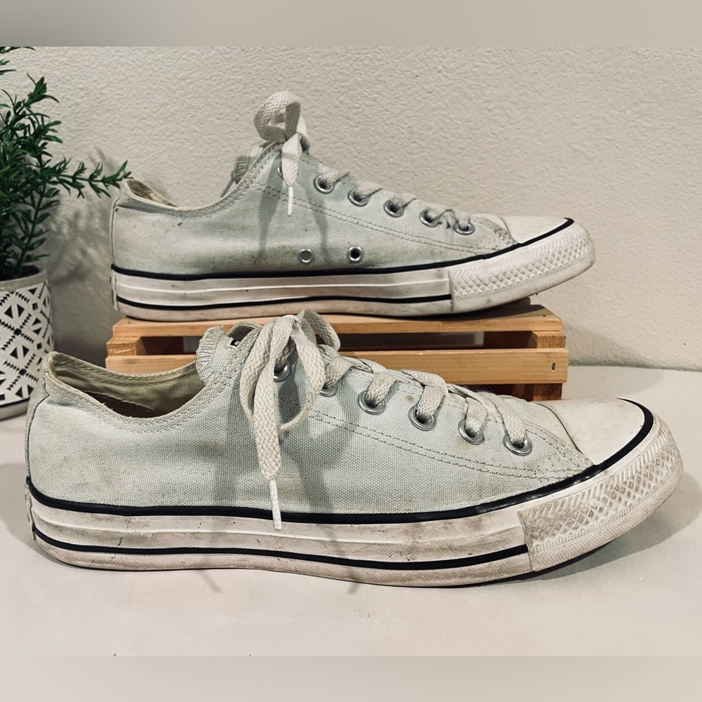 🥳BOGO! Converse All Stars Lo-Tops in Powder Ice Blue. Unisex. Men 8 | Wmn 10